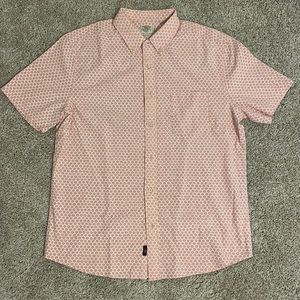 NWOT Faherty Men’s Short Sleeve Stretch Playa Shirt - Rose Fishscale size L